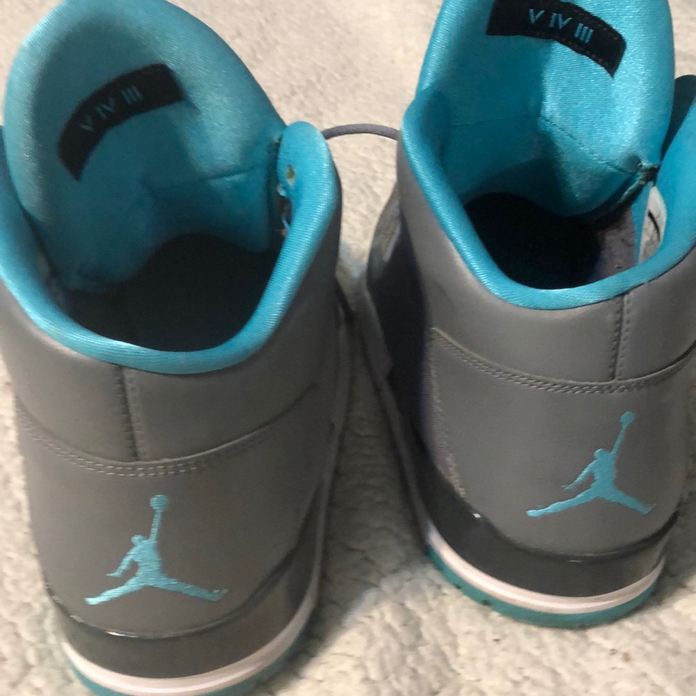 Jorden Shoes